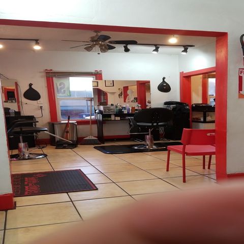 Illustration of El Noa Nao Salon De Belleza, beauty salon in Commerce City, CO